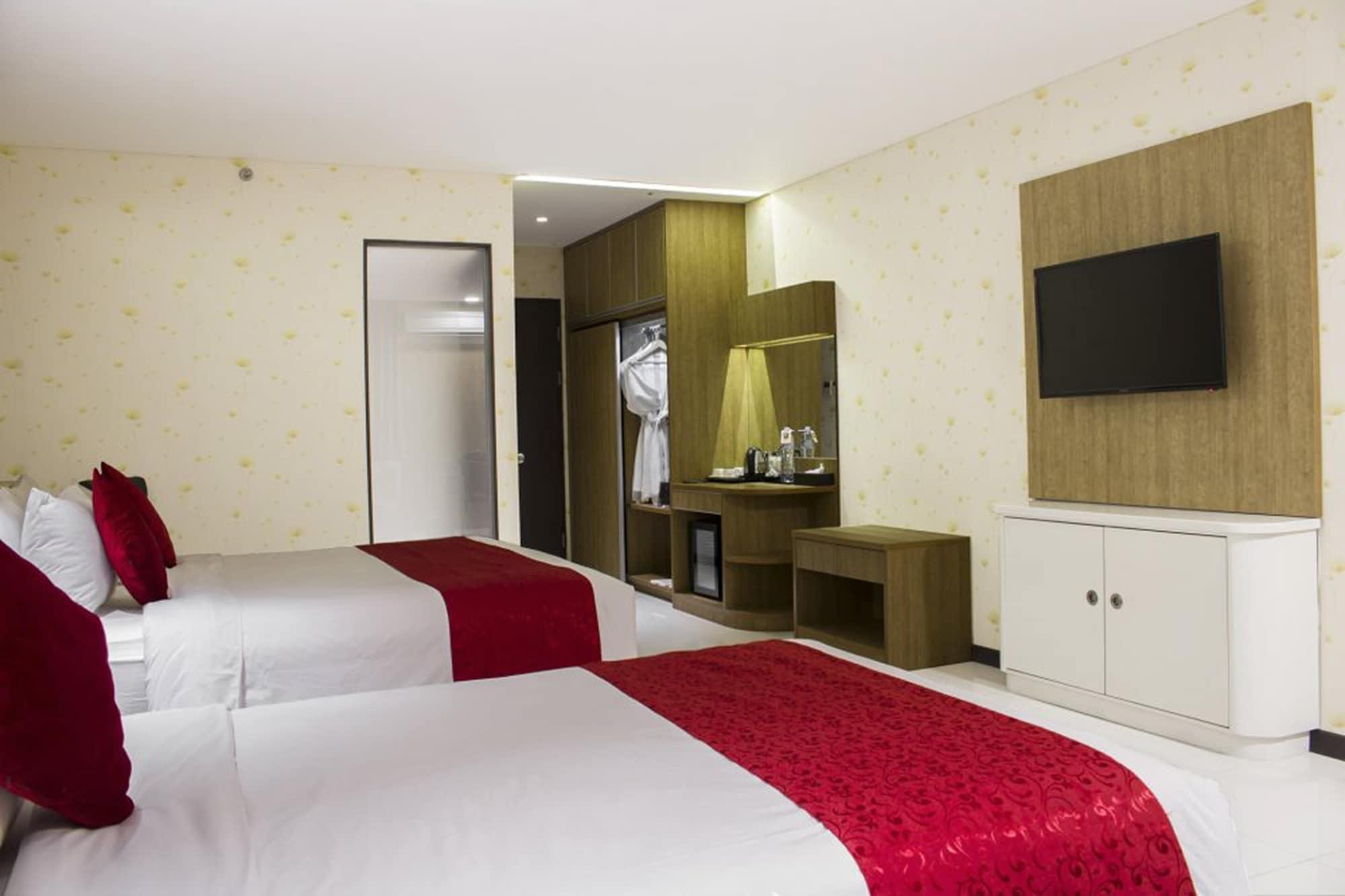 West Point Hotel